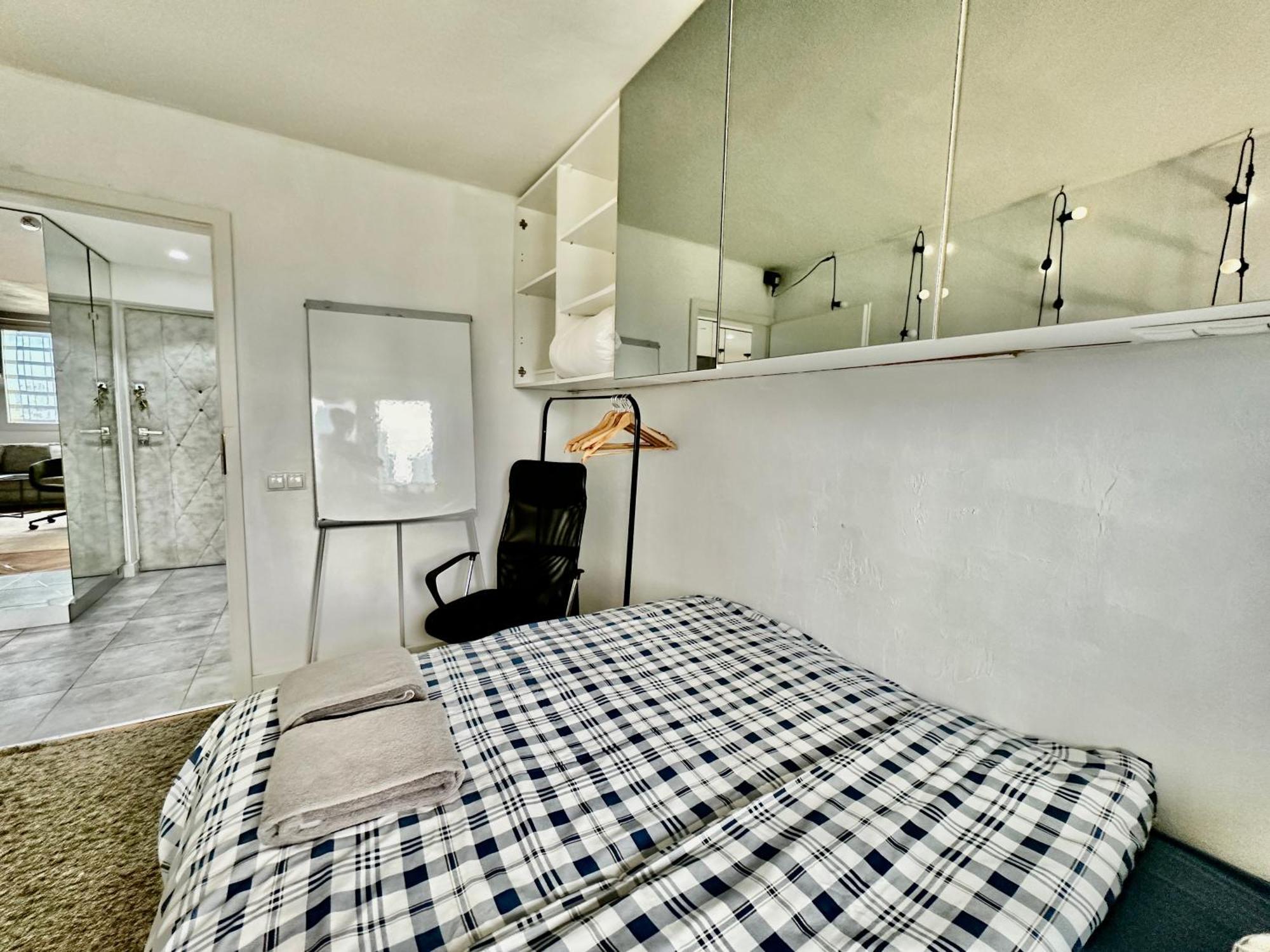 Palace 2 Wifi 600 Mbs 55'Tv Netflix Hbo 2Xmetro Appletv Warschau Buitenkant foto